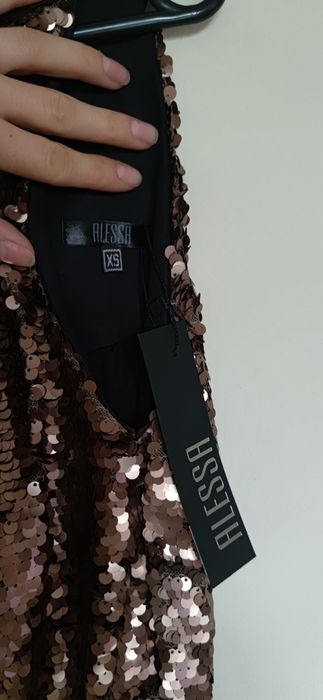 Нова, блестяща Рокля Алеса Alessa