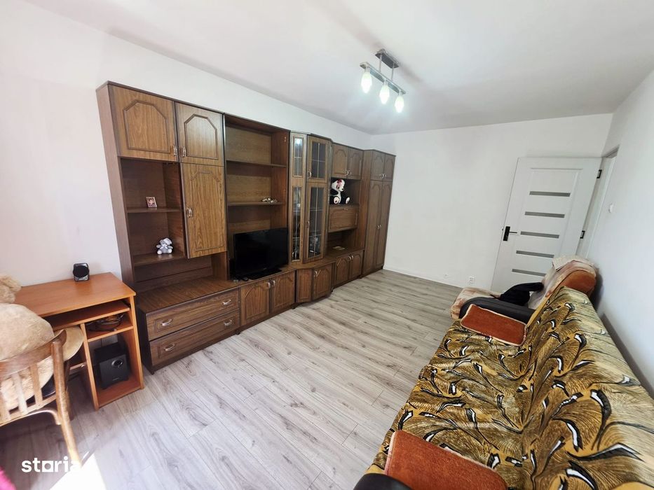Apartament 2 camere, mobilat si utilat, zona 9 Mai