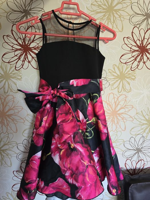 Детска Елегантна рокля 140ръст