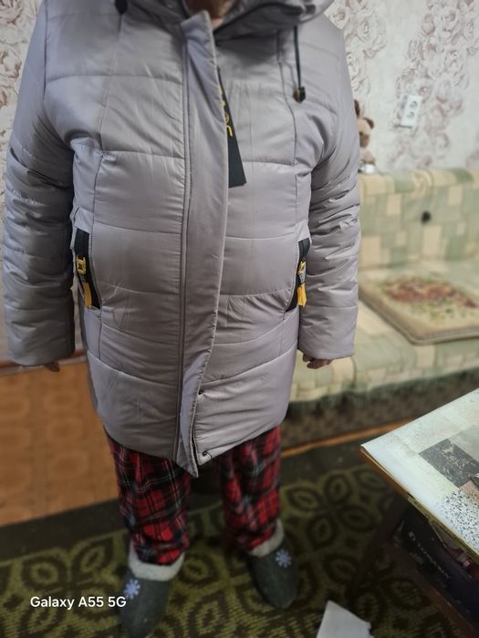 Продам  женскую куртку