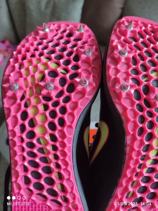 Шпайкове за лека атлетика