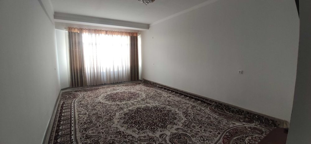 Vokzal kuchada 9 dom 66 kvartira. 2 xonali 97 kv hamma jixozlari bilan