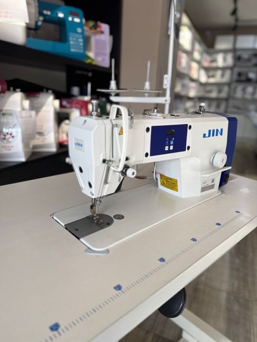 Продам швейную машину Jin L-1