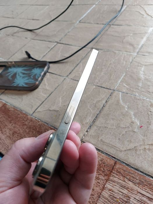 Продам iphone 13 pro max 512gb