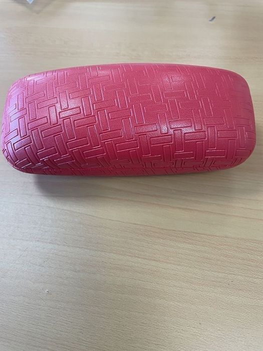 Маркови калъфи за очила