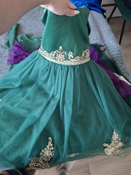 Продам подростковые платья