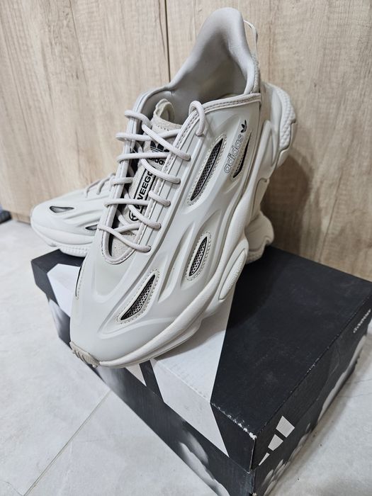 Adidas Pantofi Sport OZWEEGO Celox.Adidas Pantofi Sport OZTRAL