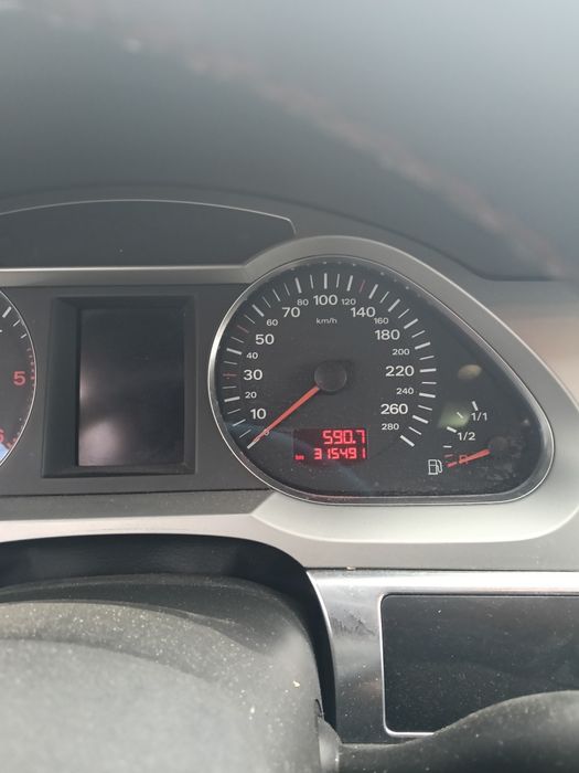 Vând audi A6 c6.