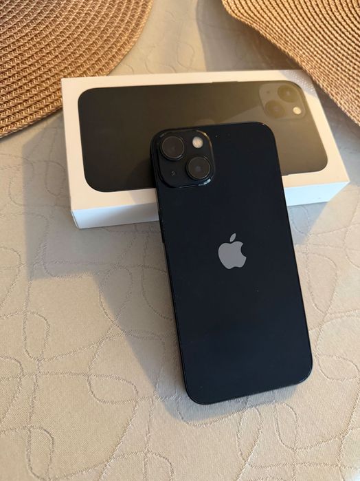 iPhone 13 – 256 GB | Midnight | Отлично състояние