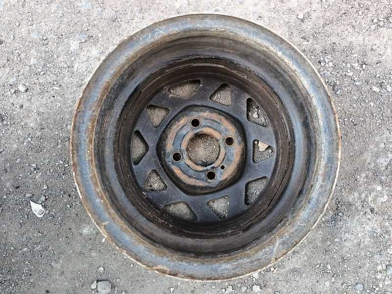 Продам оригинальный металлический диск на Opel