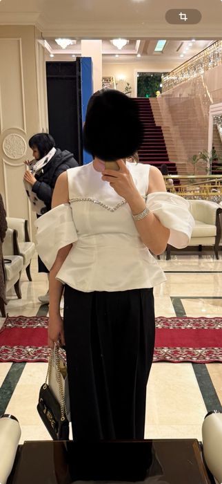 Продается топ Malli