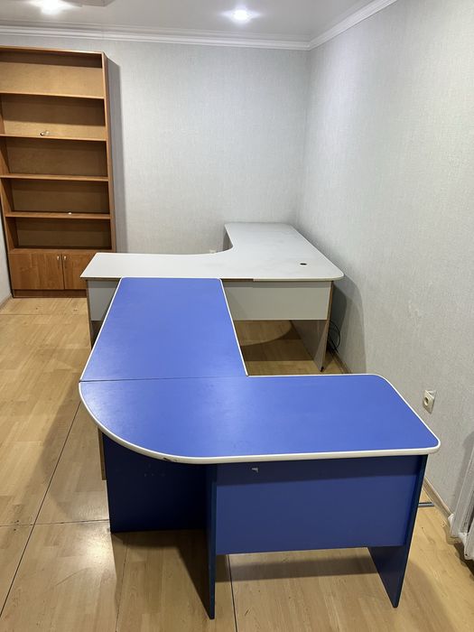 Продам офисную мебель