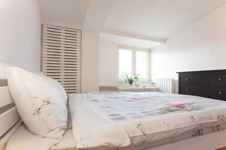 Дава се под наем Тристаен апартамент в Пловдив, Каменица 1 - 98 кв.м за 428.4 € - Снимка #9