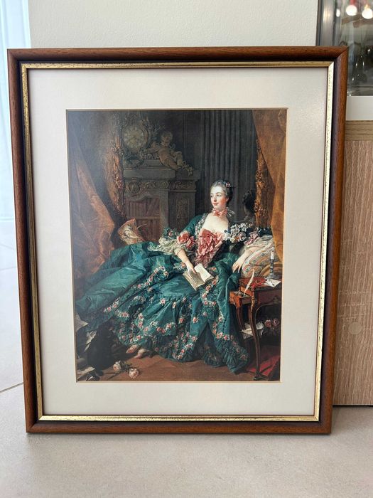 Репродукции в луксозни дървени рамки