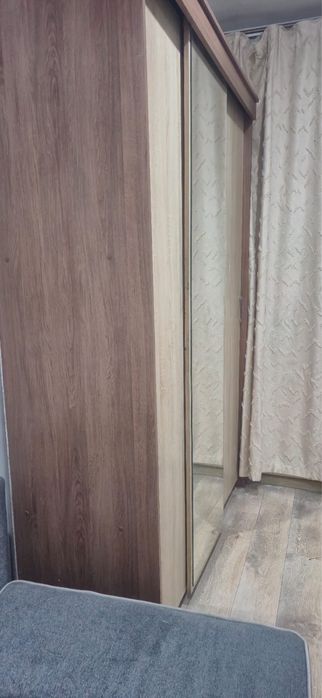 Продам шкаф комнатный