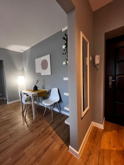 Apartament 2 camere 1 Mai - zonă excelentă