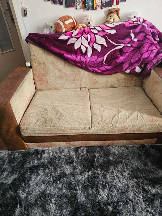 Canapea gratis este mai uzata