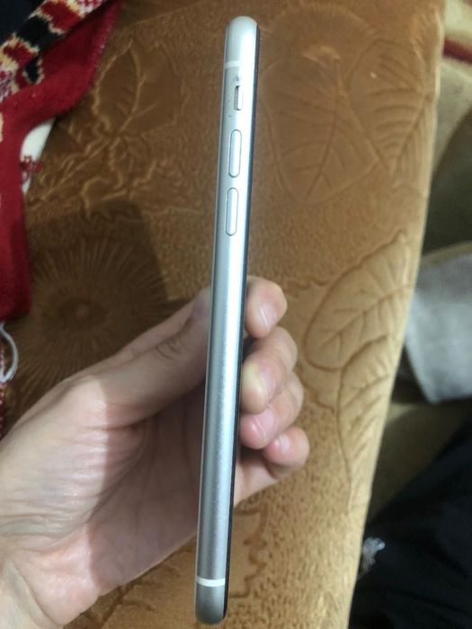 Айфон 11 128гб емкость 74 без ремонта