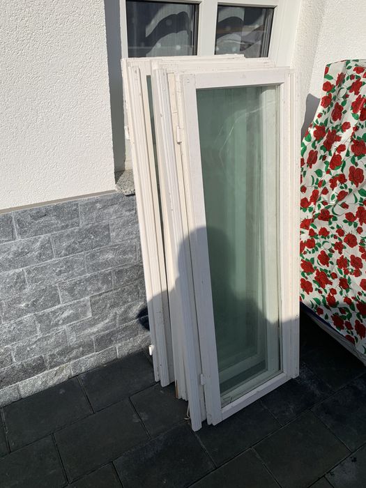 Vand geamuri din lemn