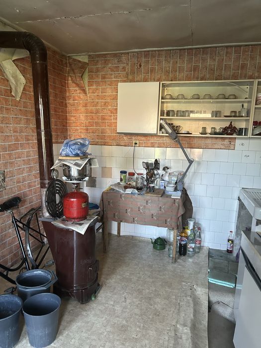 Продава се къща в град Летница