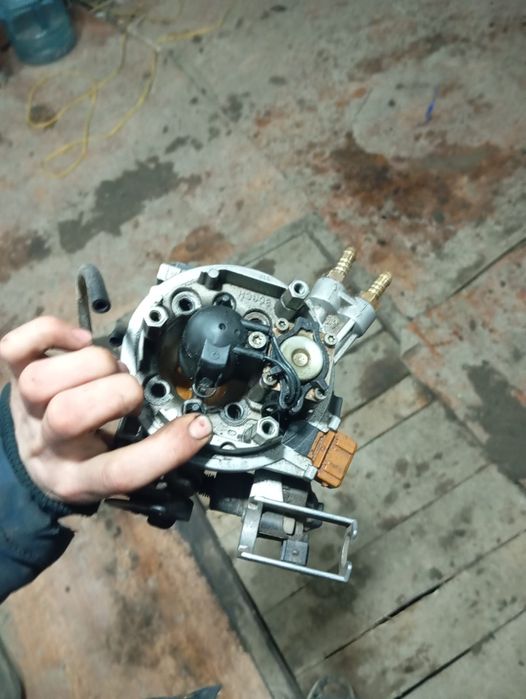 Продам моно впрыск гольф 3 1.6, 1.4