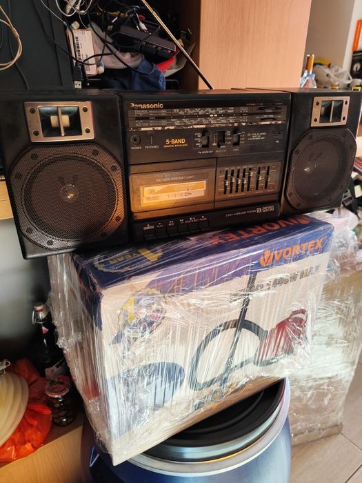 Panasonic RX-CS700. 
500 de lei
Trimit si in tara