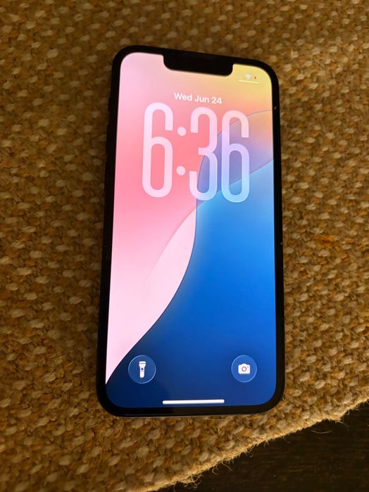 iPhone 13 mini În stare foarte bună