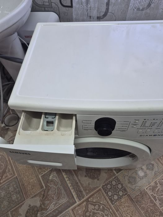 Продам стиральную машину