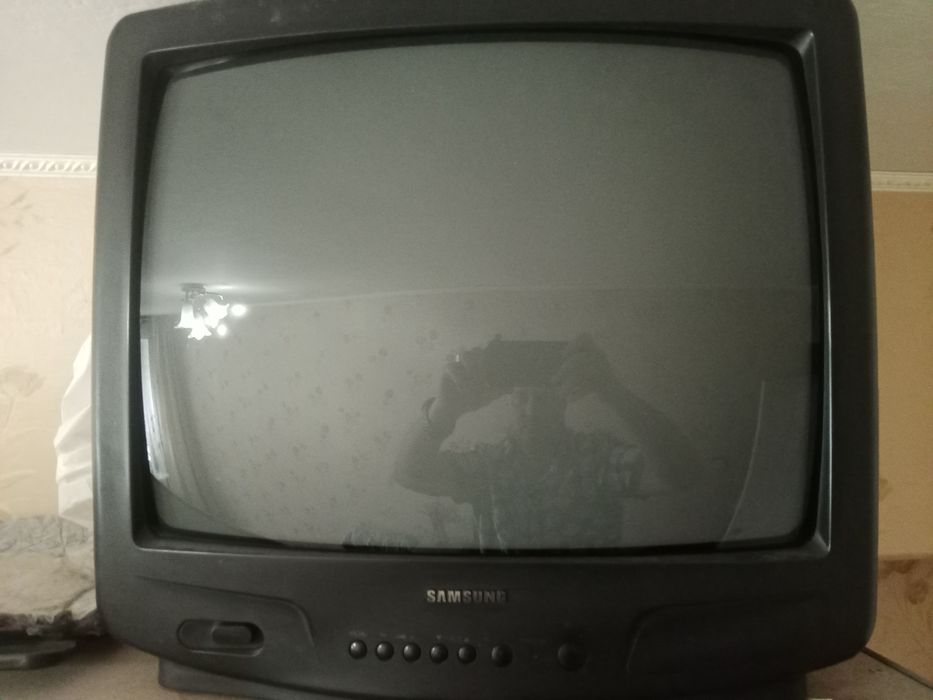Продаётся телевизор