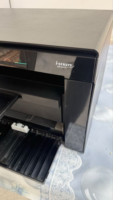 Как новый canon 3010 в отличном состояние sotiladi