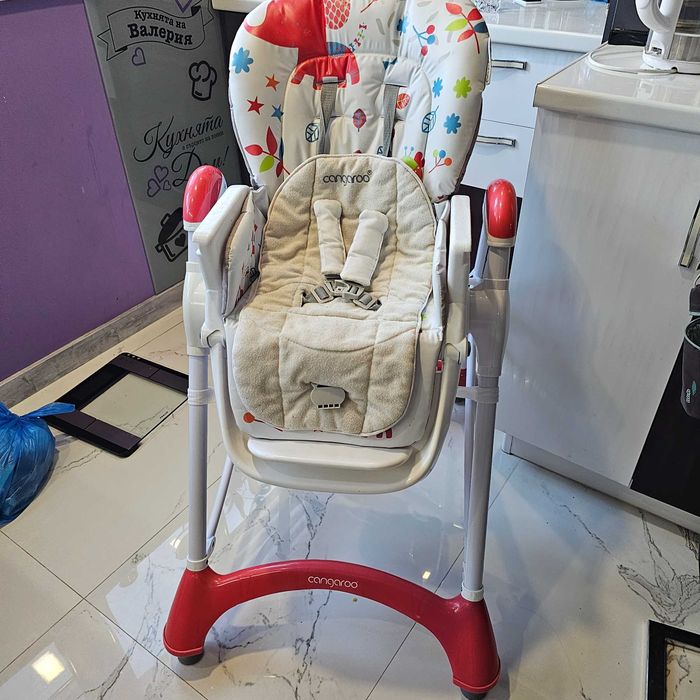 Столче за хранене Кангаро в отлично състояние