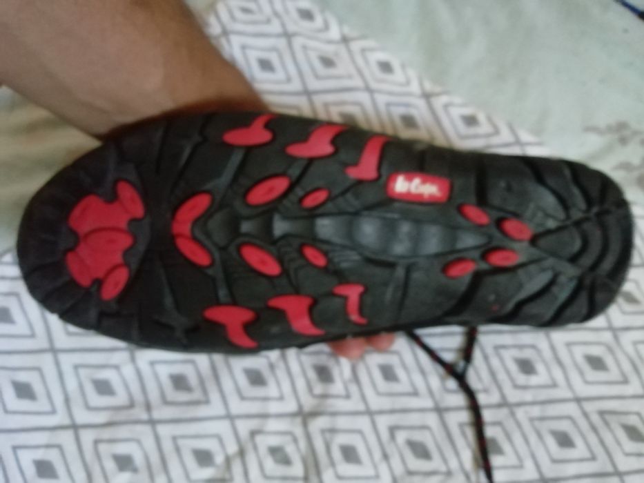 Vând ghete de munca Lee Cooper  mărime 45