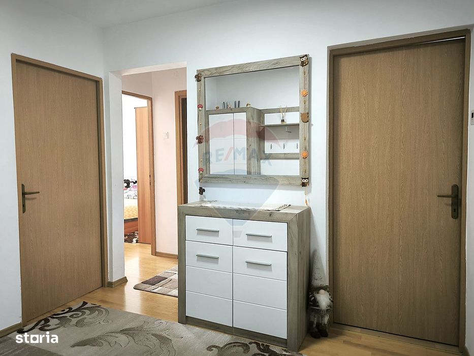 Apartament 3 camere decomandate gata de mutat | Vitrometan–Str. Vaslui