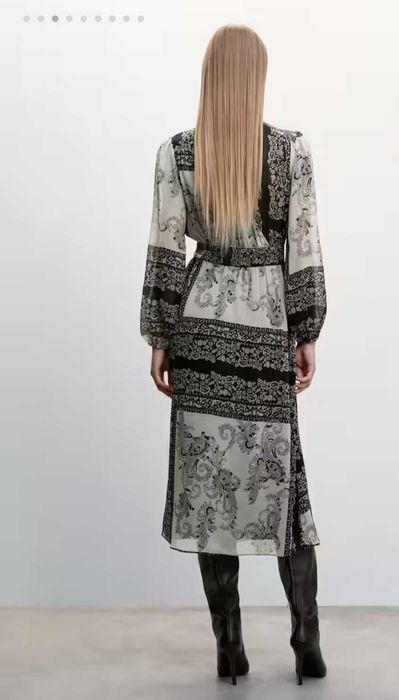 Ефирна нова рокля