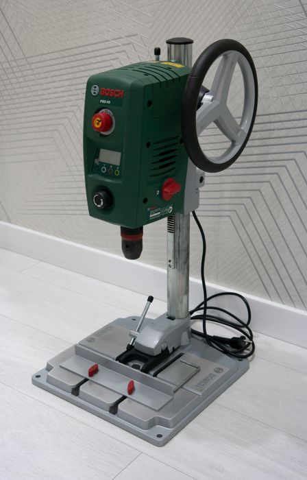 Сверлильный станок BOSCH PBD-40