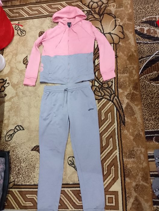 Дамски екип Адидас