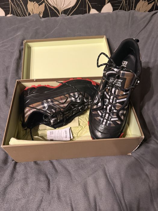 Burberry Arthur Обувки