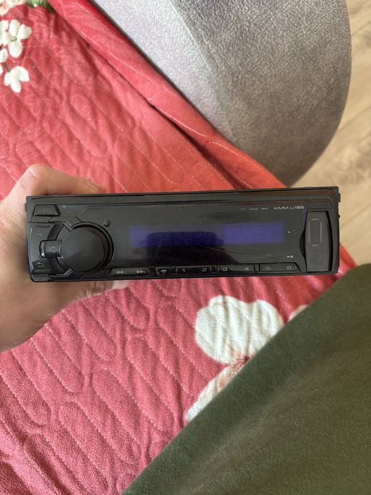 Продам магнитолу