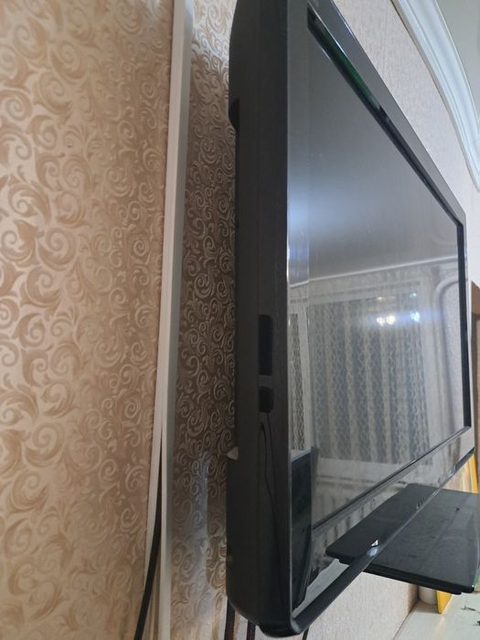 Продам телевизор