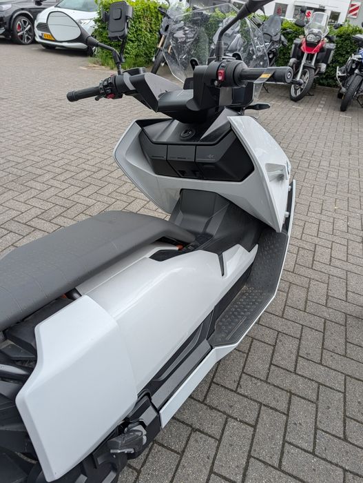 Scuter electric BMW CE04 2022 10000KM