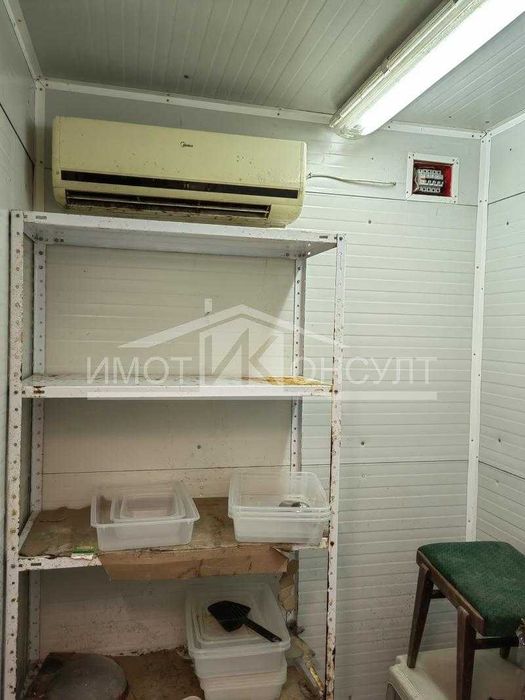 Дава се под наем Магазин в Велико Търново, Бузлуджа - 18 кв.м за 229.5 € - Снимка #2