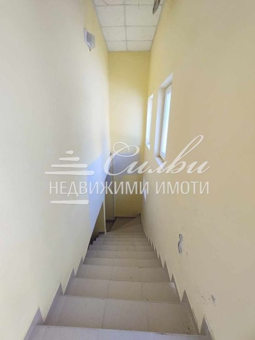 Продава се Магазин в Шумен, Боян Българанов 2 - 140 кв.м за 1250 €/кв.м - Снимка #4