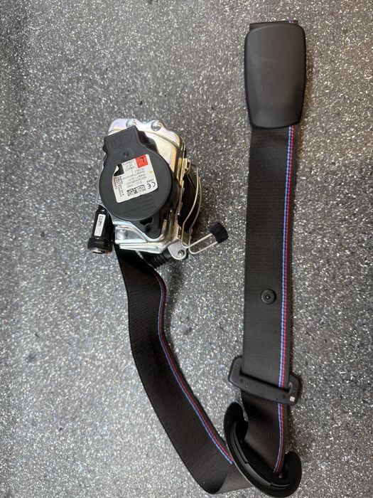 Bmw F40 f44  Преден колан ляв нов