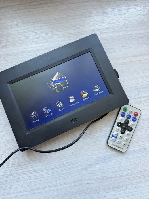 Подарок электронная фото/видео рамка