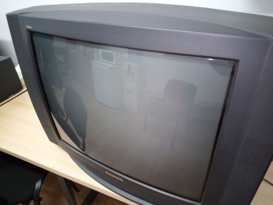 Цветен Телевизор ПАНАСОНИК