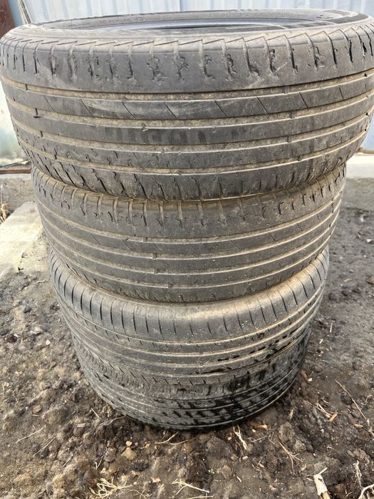 Покрышка 215/60/17