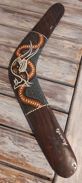 Автентичен Австралия бумеранг ръчно рисуван