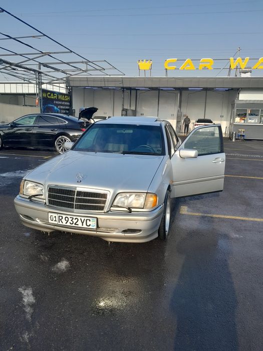 Мерседес С 180 газ документ ,автомат