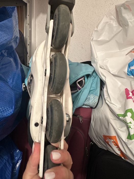 ролери 38 номер 30 лева