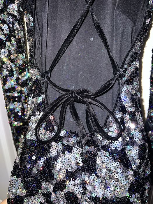 Рокля Bershka с пайети